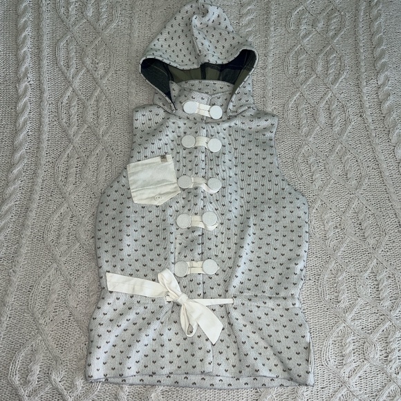 Vintage Y2K Grey White and Brown Heart "Polka Dot" Vest Sweater - Picture 2 of 8